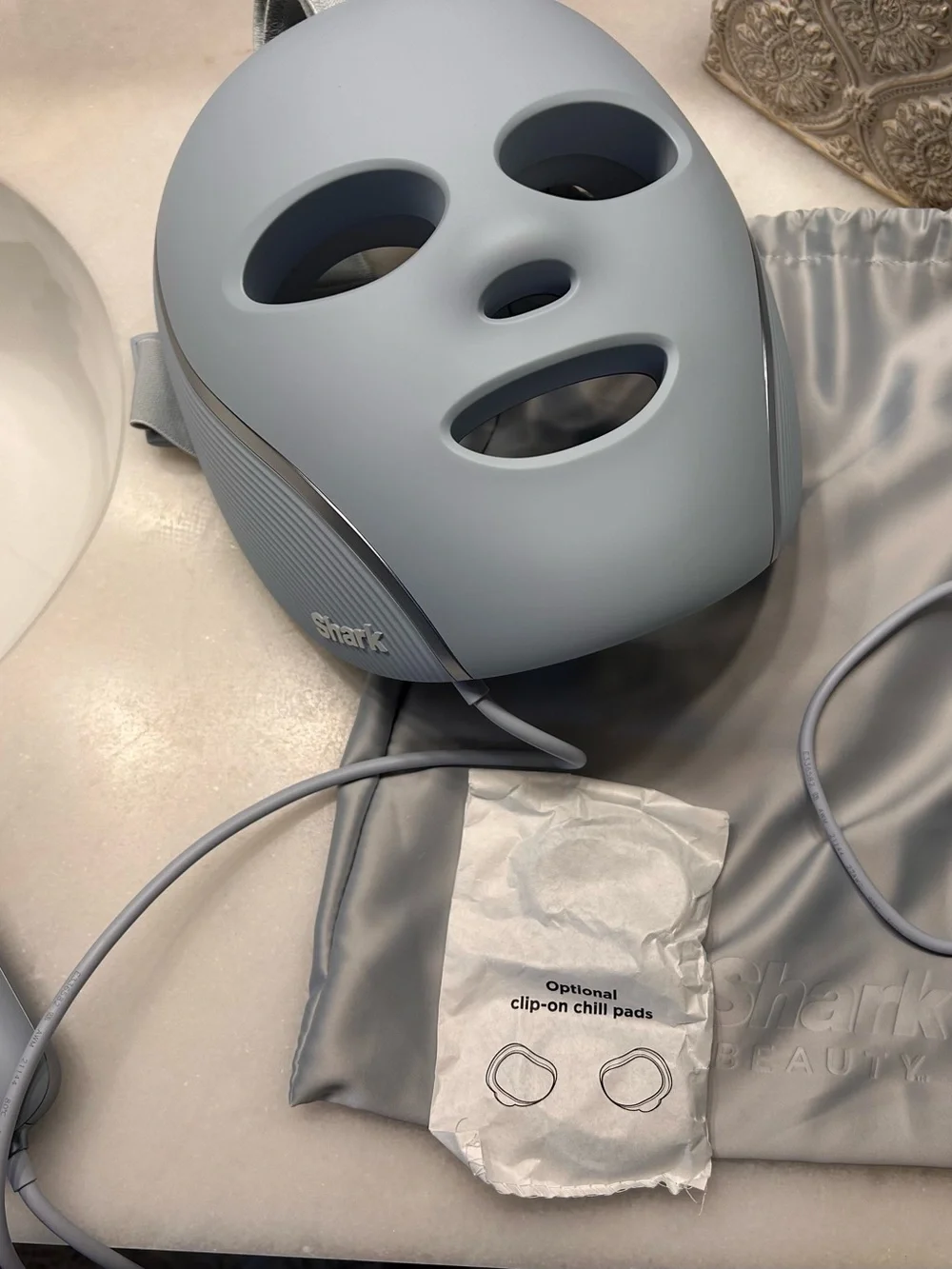 Shark Beauty CryoGlow Red Blue & Infrared iQLED Face Mask & Under Eye Cooling